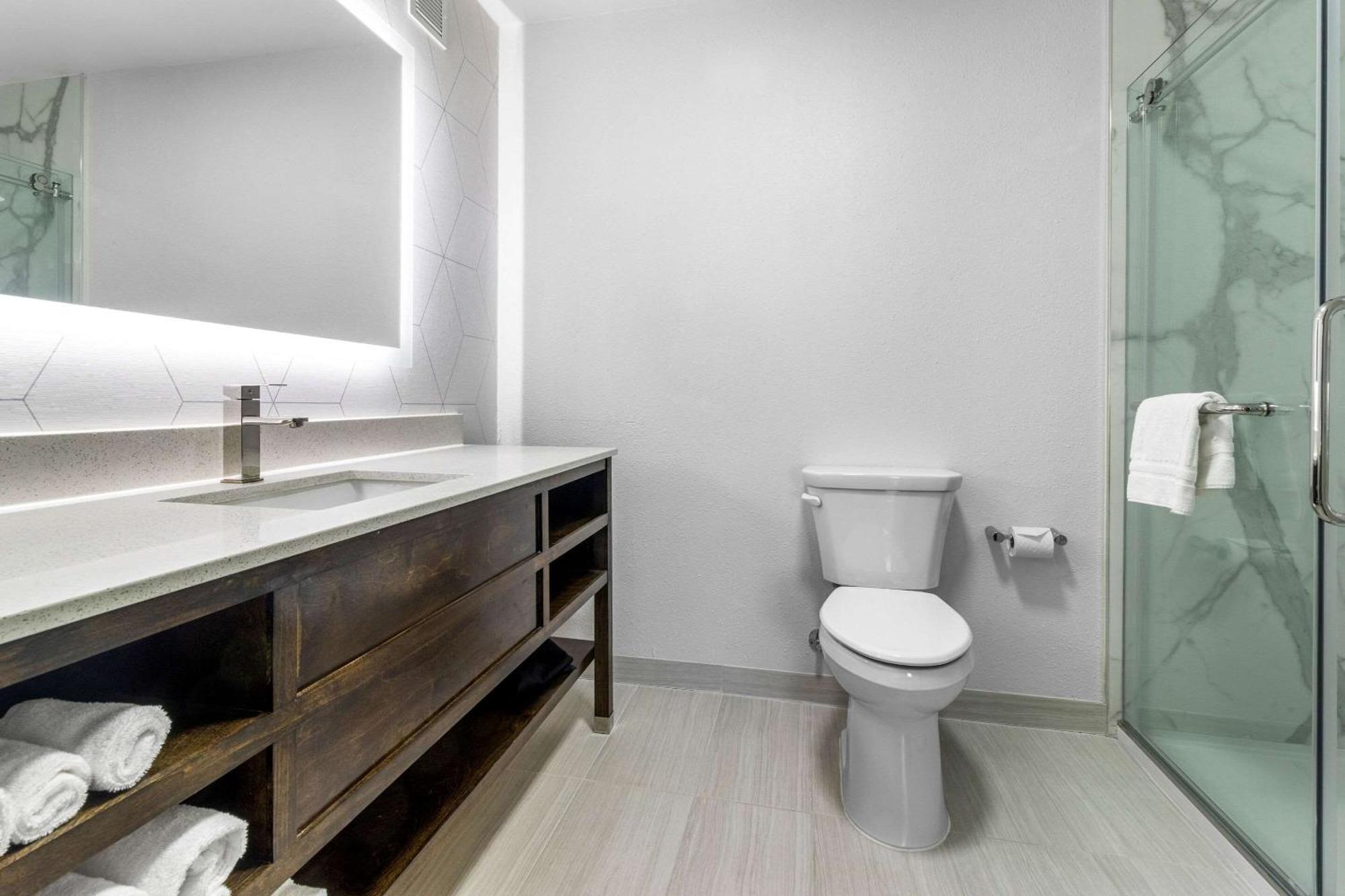 Comfort 3* Mount Vernon