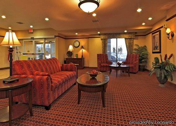 Comfort Hotel Mount Vernon